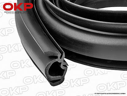 Soft top front seal Spider 1970 - 1993