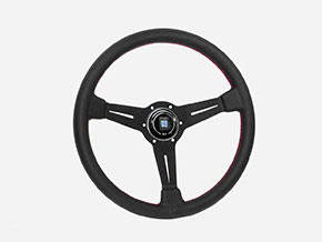 Nardi Classico 360 volante pelle perf. nero giunto rosso