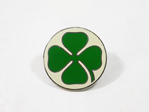 Green cloverleaf badge on c - pillar right / left